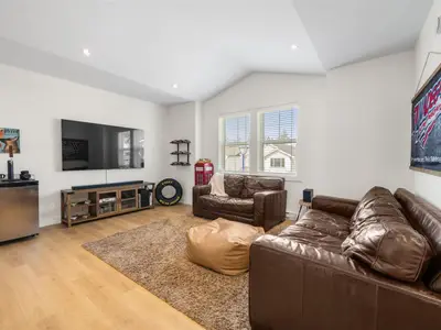 View 16