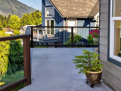 View 16