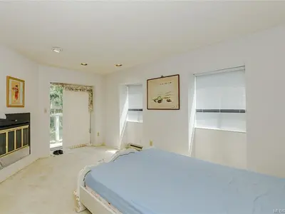 View 16