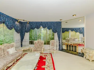 View 10