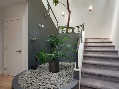 View 23