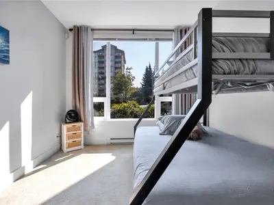View 24