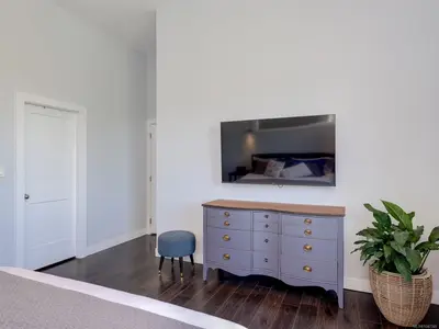 View 18