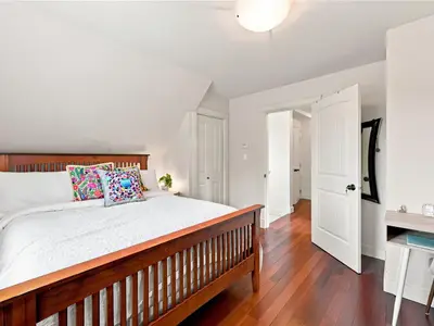View 32
