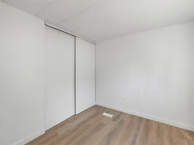 View 16