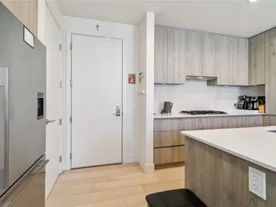 View 16