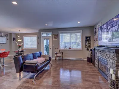 View 10