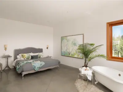 View 25