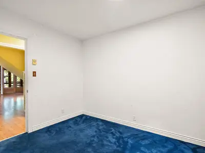 View 16