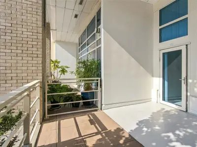 View 24