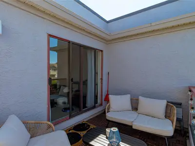 View 28