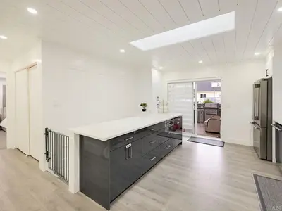 View 16