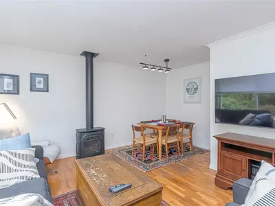 View 10