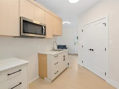 View 32