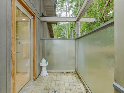 View 24