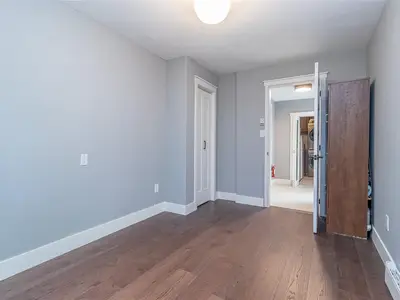 View 32