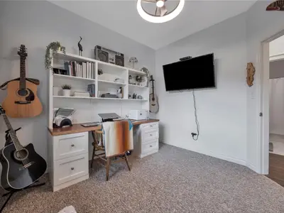 View 32