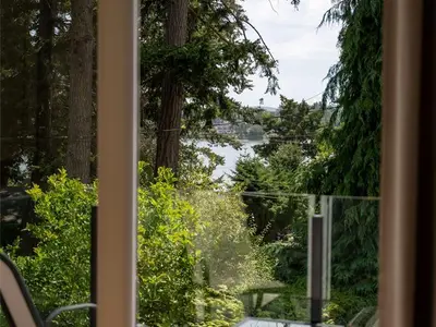 View 18