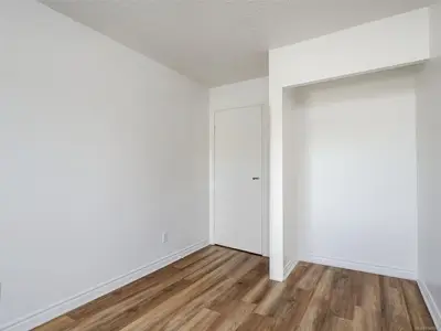 View 18