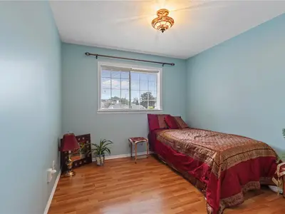 View 25