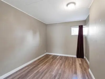 View 32