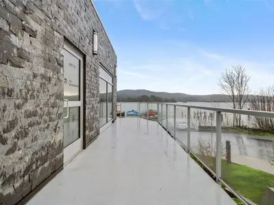 View 10