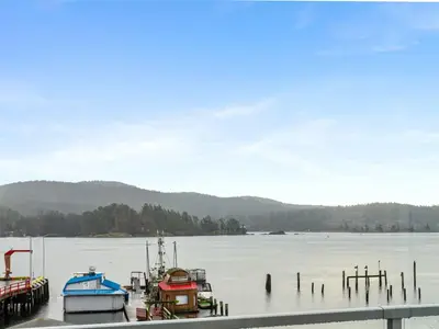 View 25