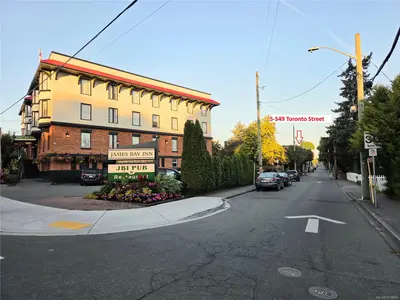 View 32