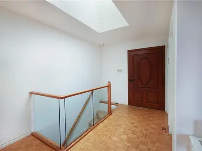 View 25