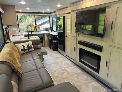 View 24