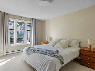 View 25