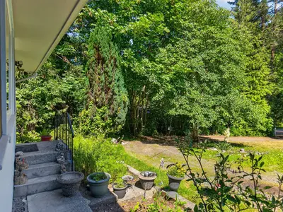 View 10