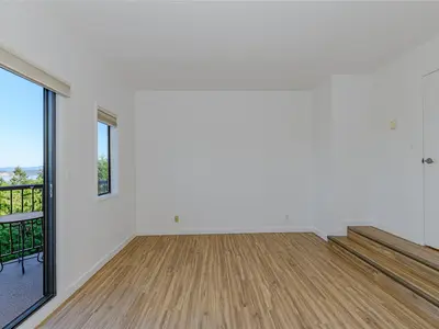 View 18