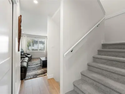 View 25