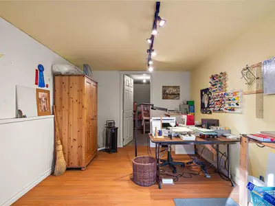 View 32
