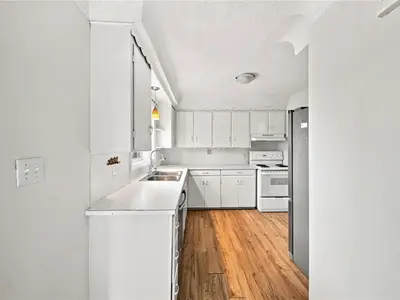 View 16