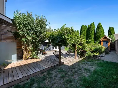 View 32