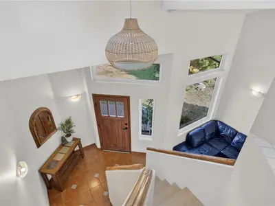 View 32