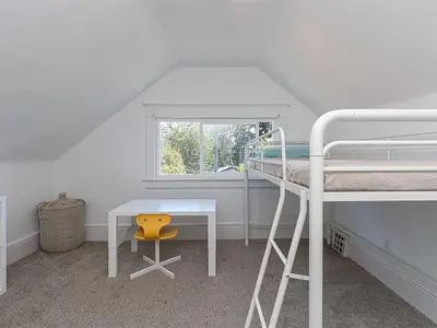 View 19