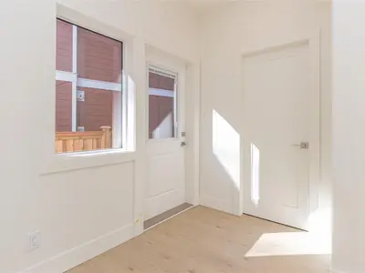 View 32