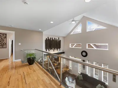 View 25