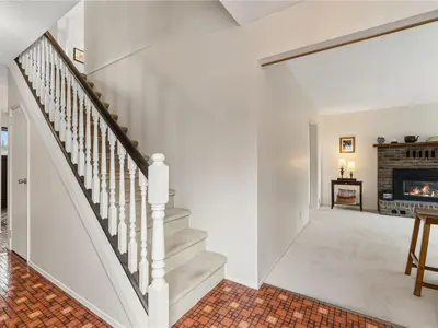 View 25