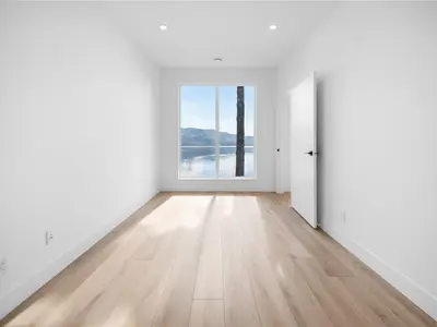 View 77