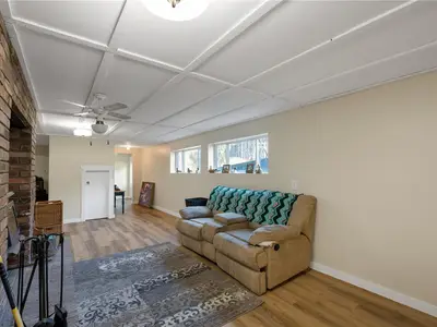 View 32