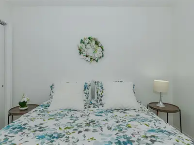 View 16