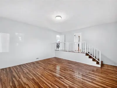 View 30