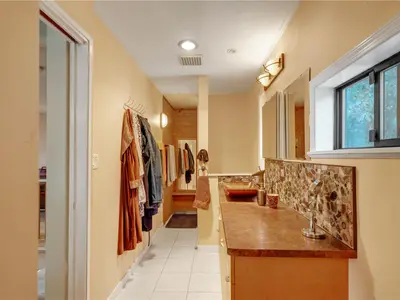 View 25