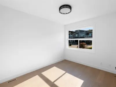 View 25
