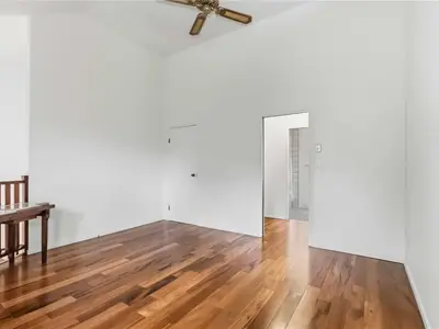 View 32