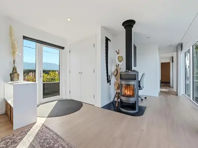 View 24